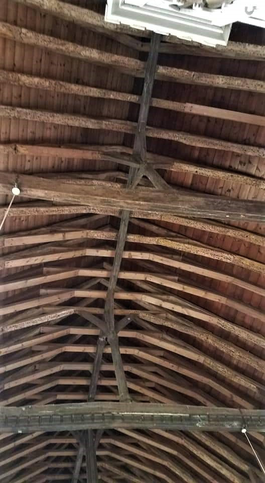 nave roof beams