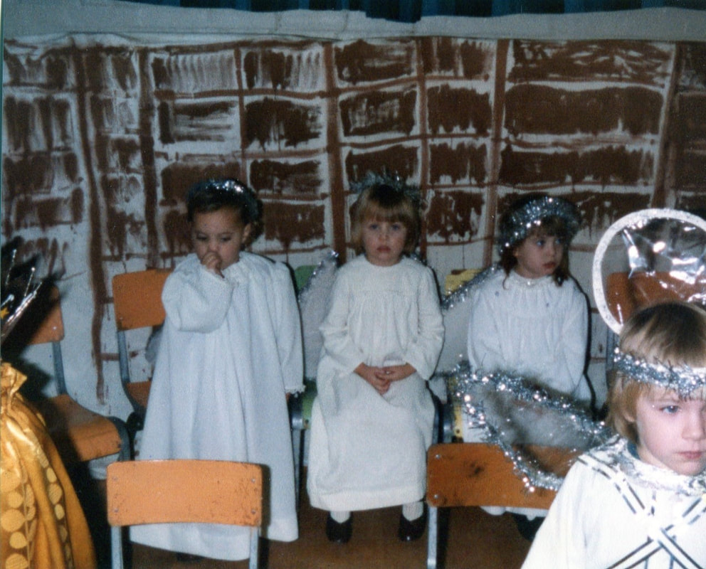 children dressed as angels
